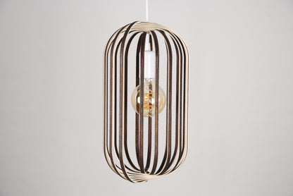 LUWALD NO.04 M Pendelleuchte aus Holz, weiß, handgefertigt, zylinderförmig, ausgeschaltet, Ringe, Atmosphäre, Hängelampe,  Seitenansicht